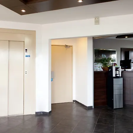 Orly Superior Otel
