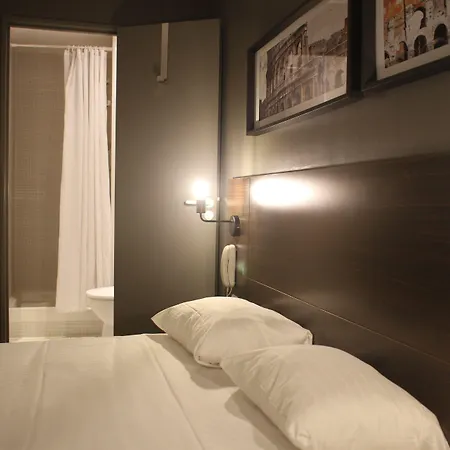 Orly Superior Otel