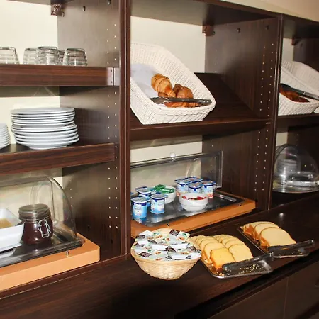 Otel Orly Superior 2*