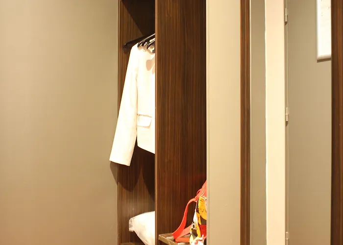 מלון Orly Superior אטיס - מונס